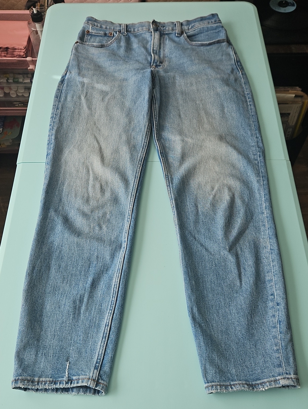 Abercrombie & Fitch The MOM HIGH RISE JEANS STRAIGHT LEG SIZE 28